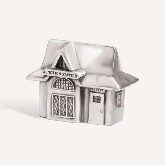 Winter Wonderland Train Station (Pewter)