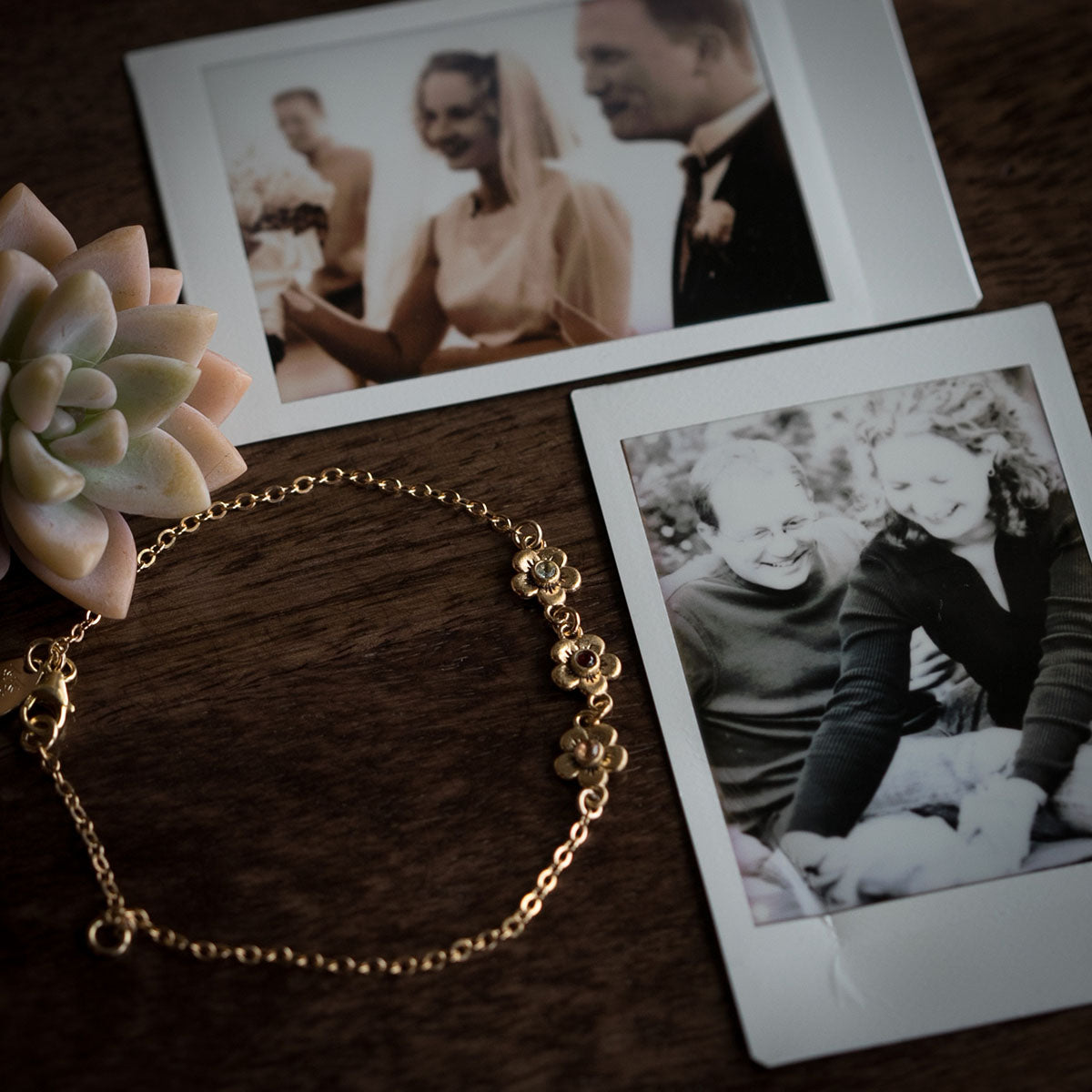 Mother's Birthstone Bloom Bracelet (Gold Plated)