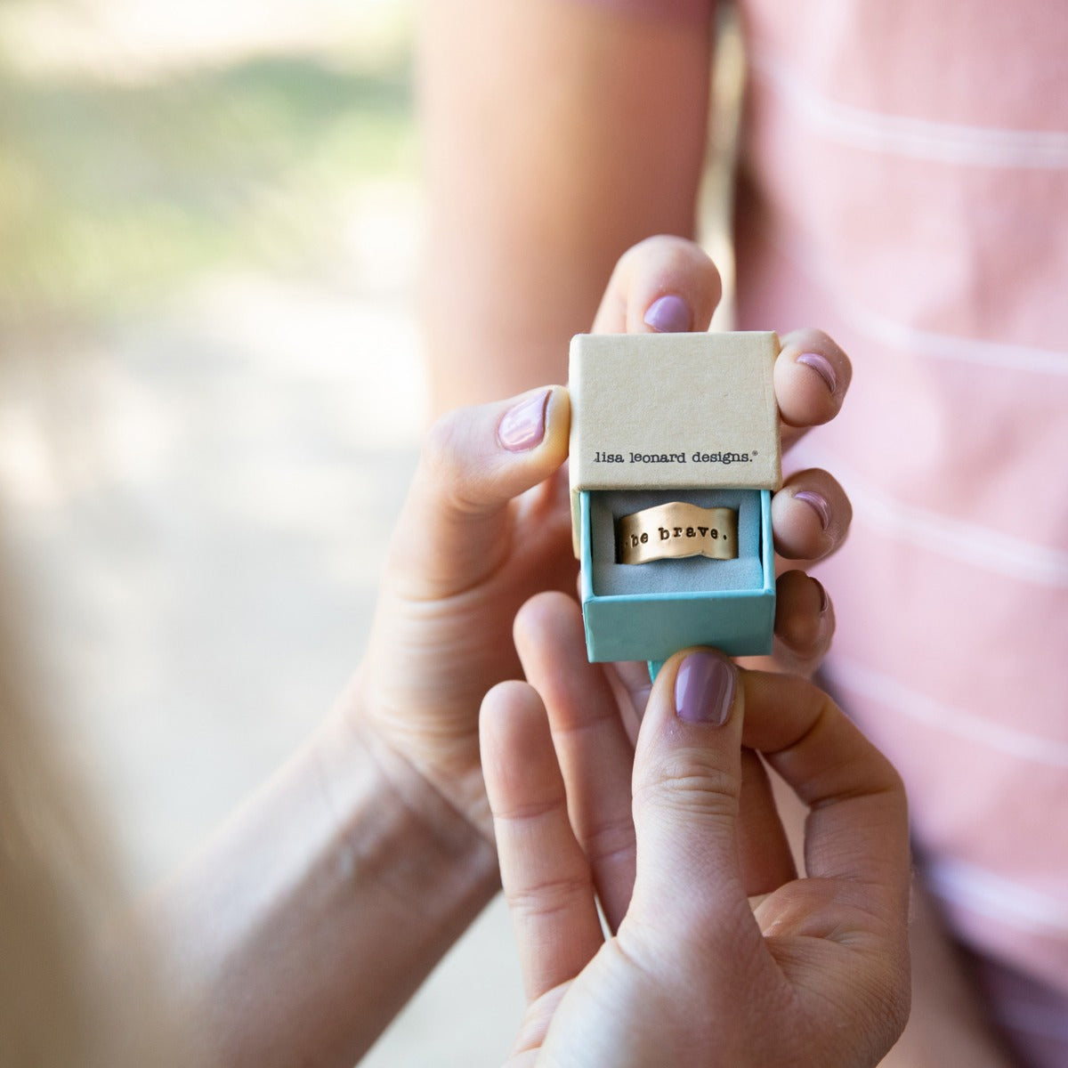 Very Fine Line Ring (10K Solid Gold)