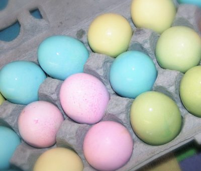 coloring eggs and other stuff