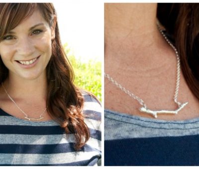 tiny twig necklace {love.}