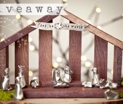 Someone is going to win a nativity set! {**giveaway***}