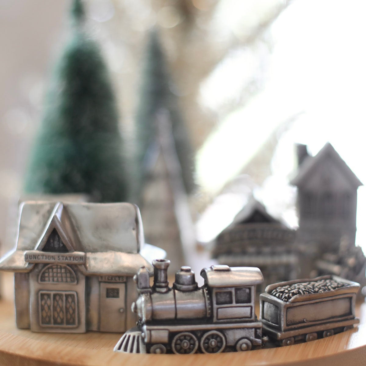 Winter Wonderland Express Train and Coal Car Set (Pewter)