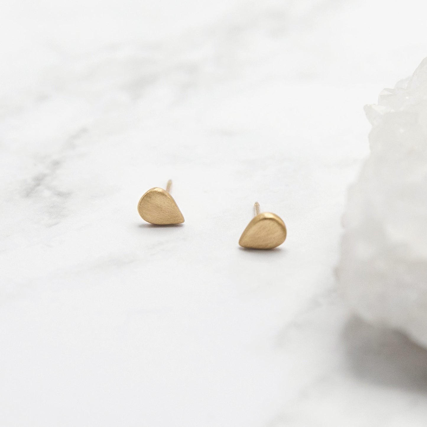 Raindrop Stud Earrings (14K Solid Gold)