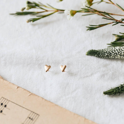 Tiny Heart Stud Earrings (14K Solid Gold)