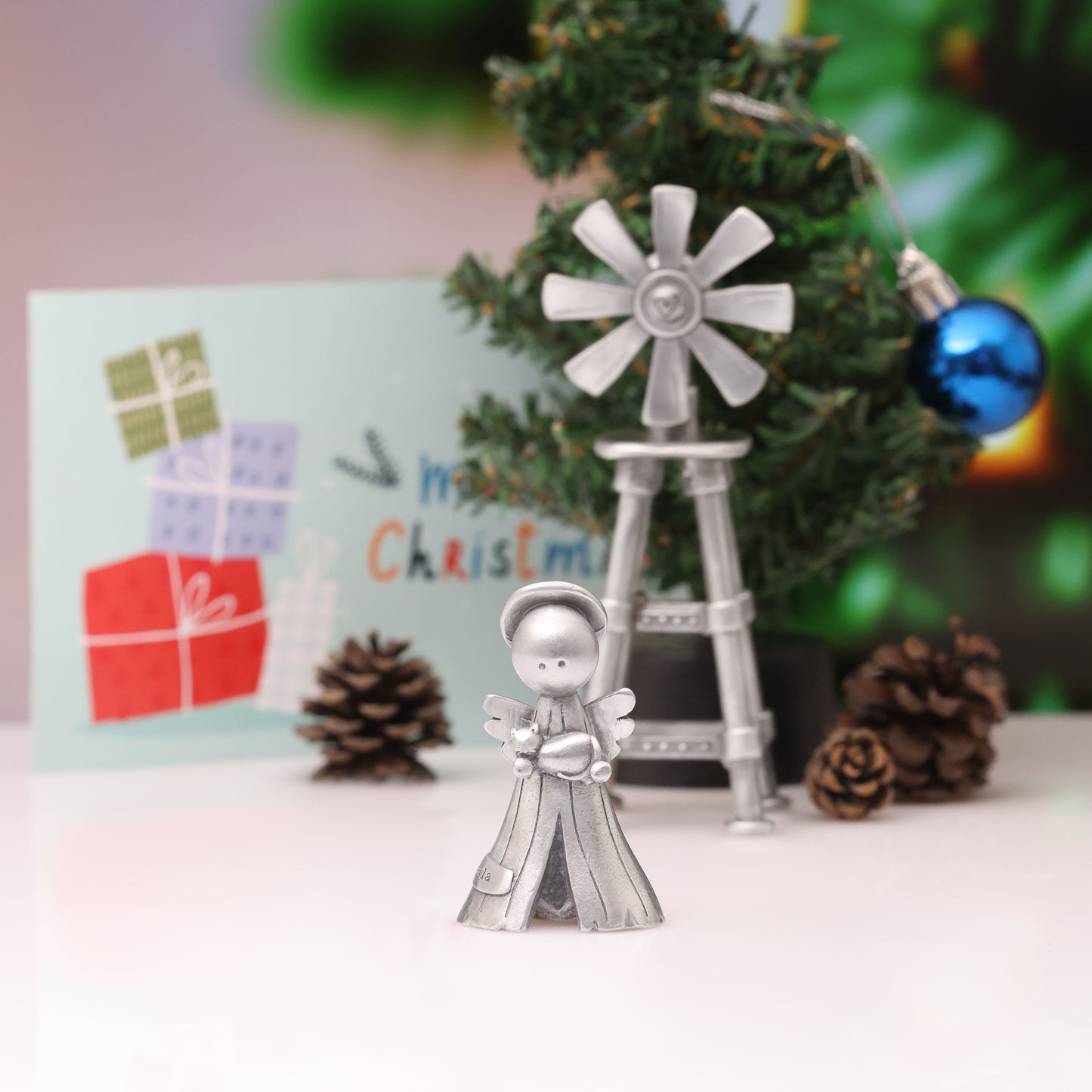 Personalized Safely Held Angel With Cat (Pewter)