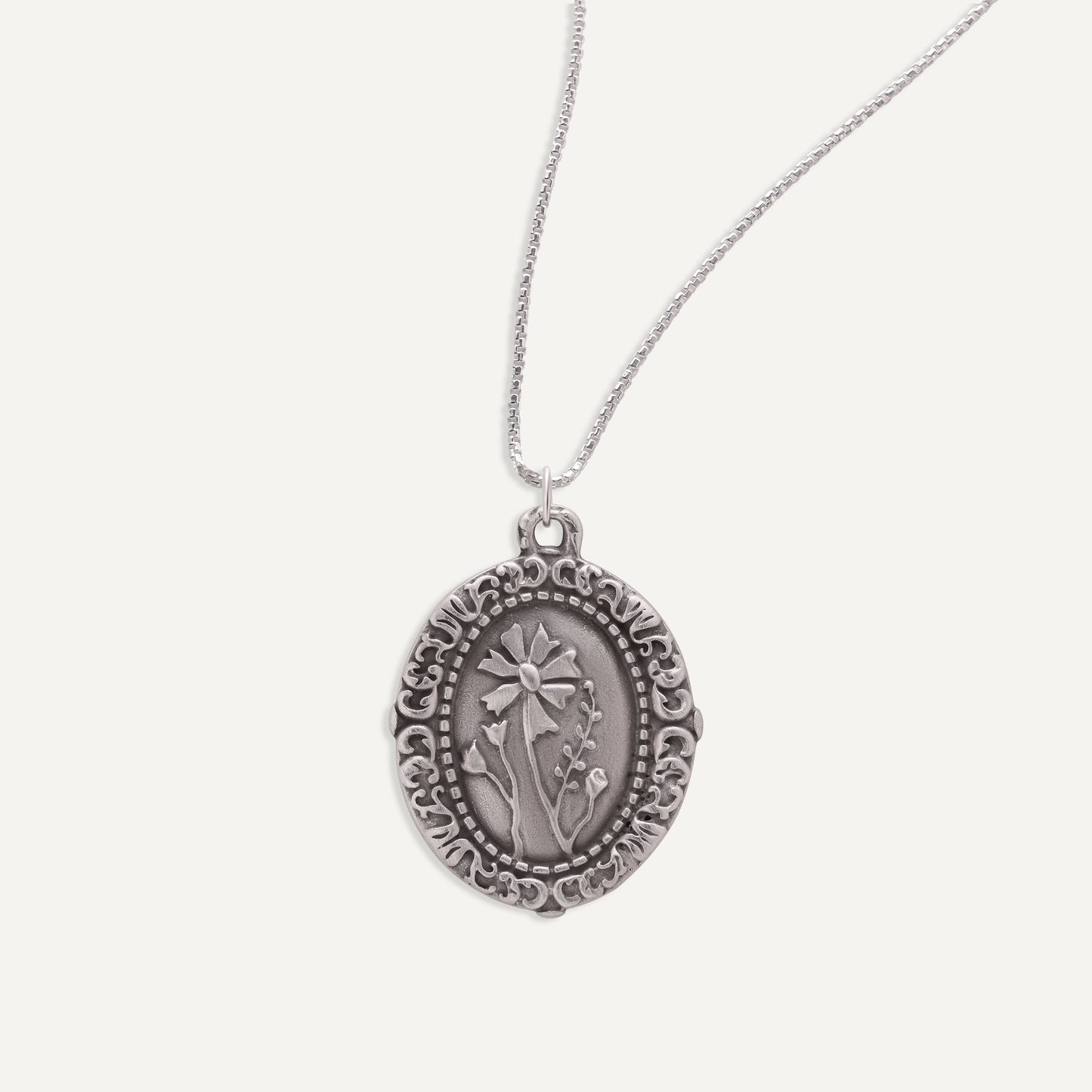 Vintage Cameo Necklace (Pewter)