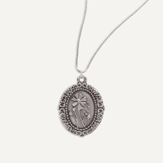 Vintage Cameo Necklace (Pewter)