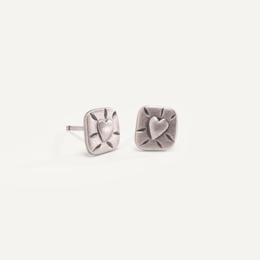 Lighthearted Stud Earrings (Sterling Silver)