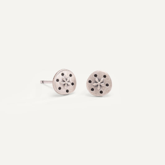 Dainty Daisy Stud Earrings (Sterling Silver)
