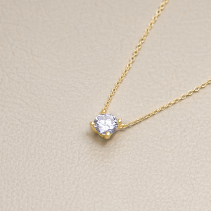 You are a Light Diamond Solitaire Pendant Necklace 0.75ct (14K Solid Gold)
