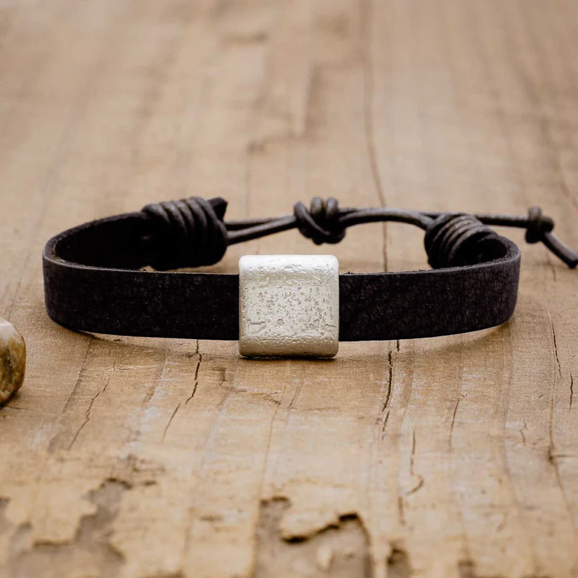Equitable Bracelet (Black)