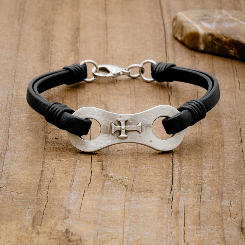 Linked Together Cross Bracelet (Black)