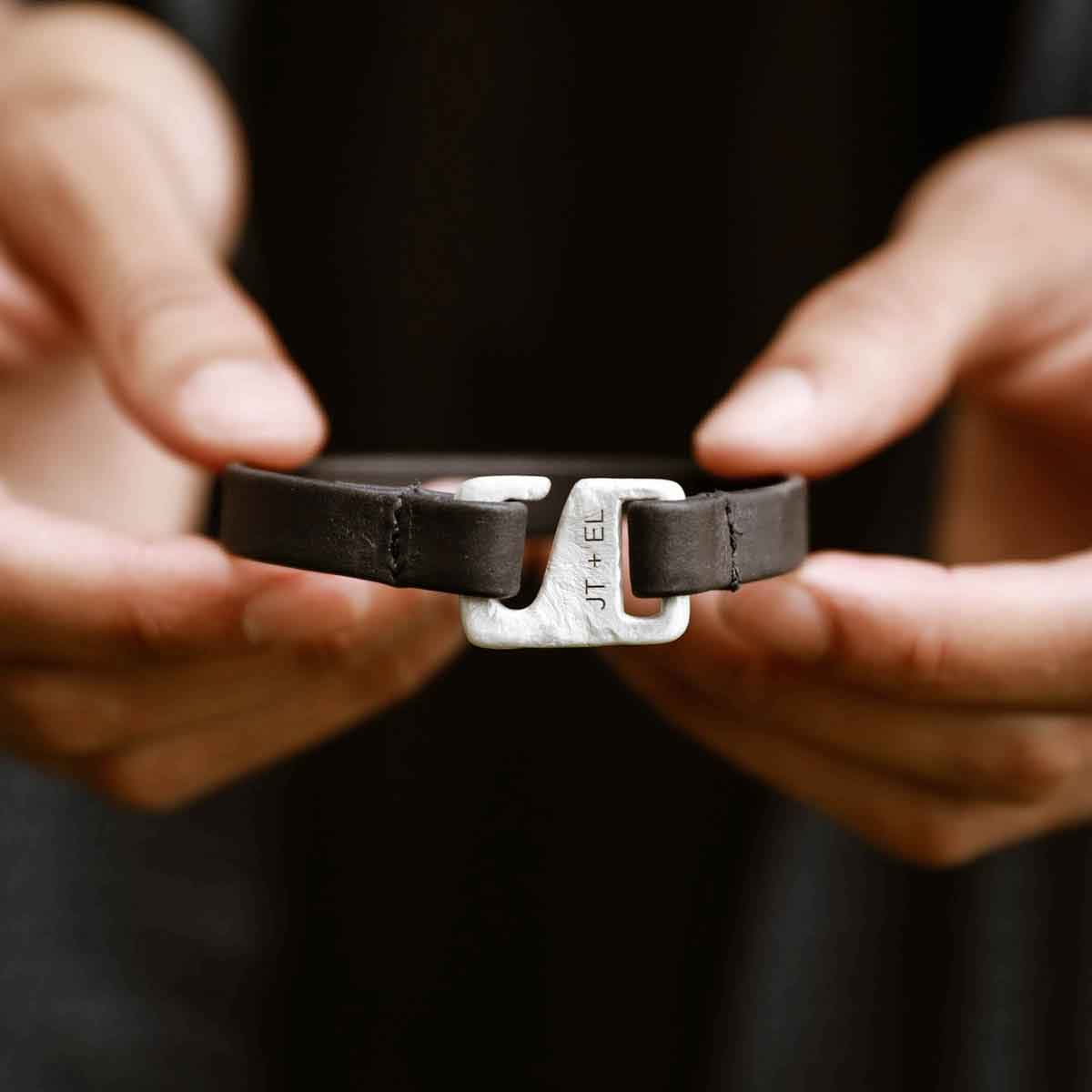  word or date engraved