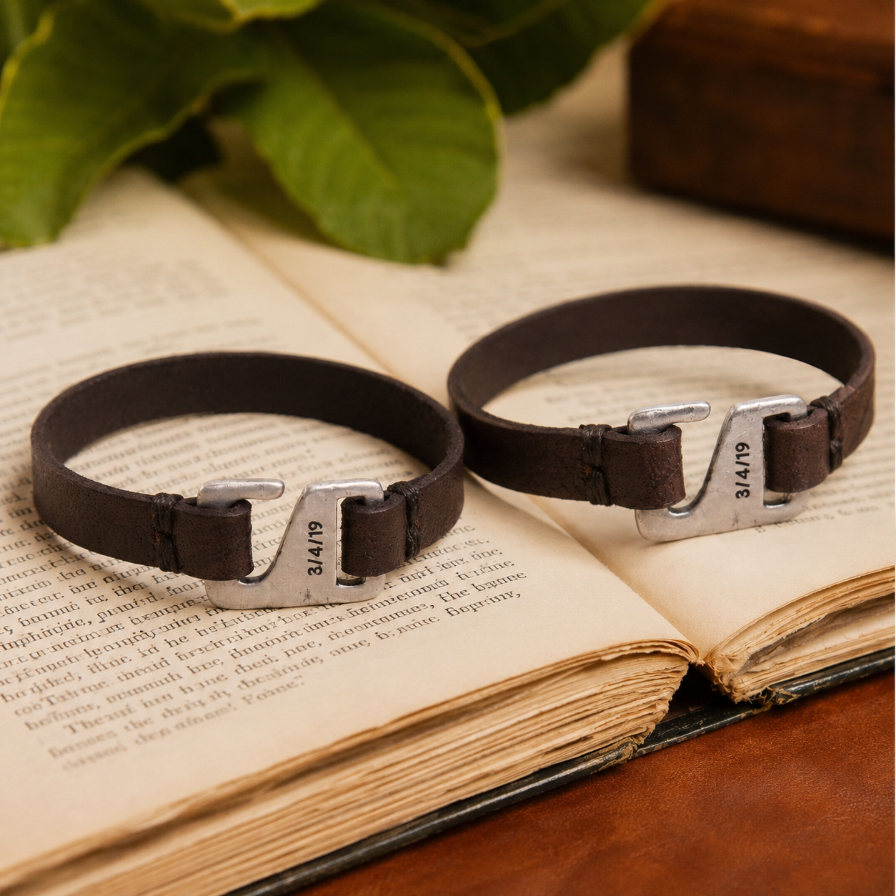 Connection Bracelet (Dark Brown)