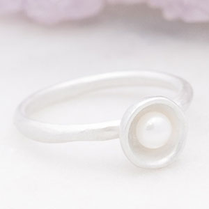 Nesting Freshwater Small Pearl Ring (Sterling Silver)