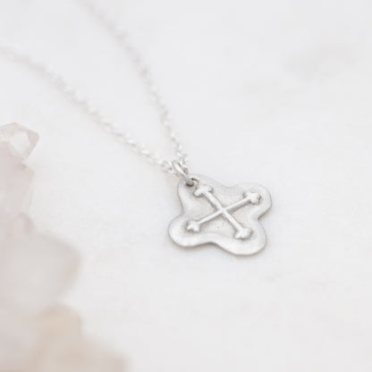 Shining Light Cross Necklace (Sterling Silver)