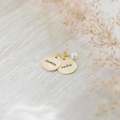 Beloved Name Disc Necklace (14K Solid Gold)