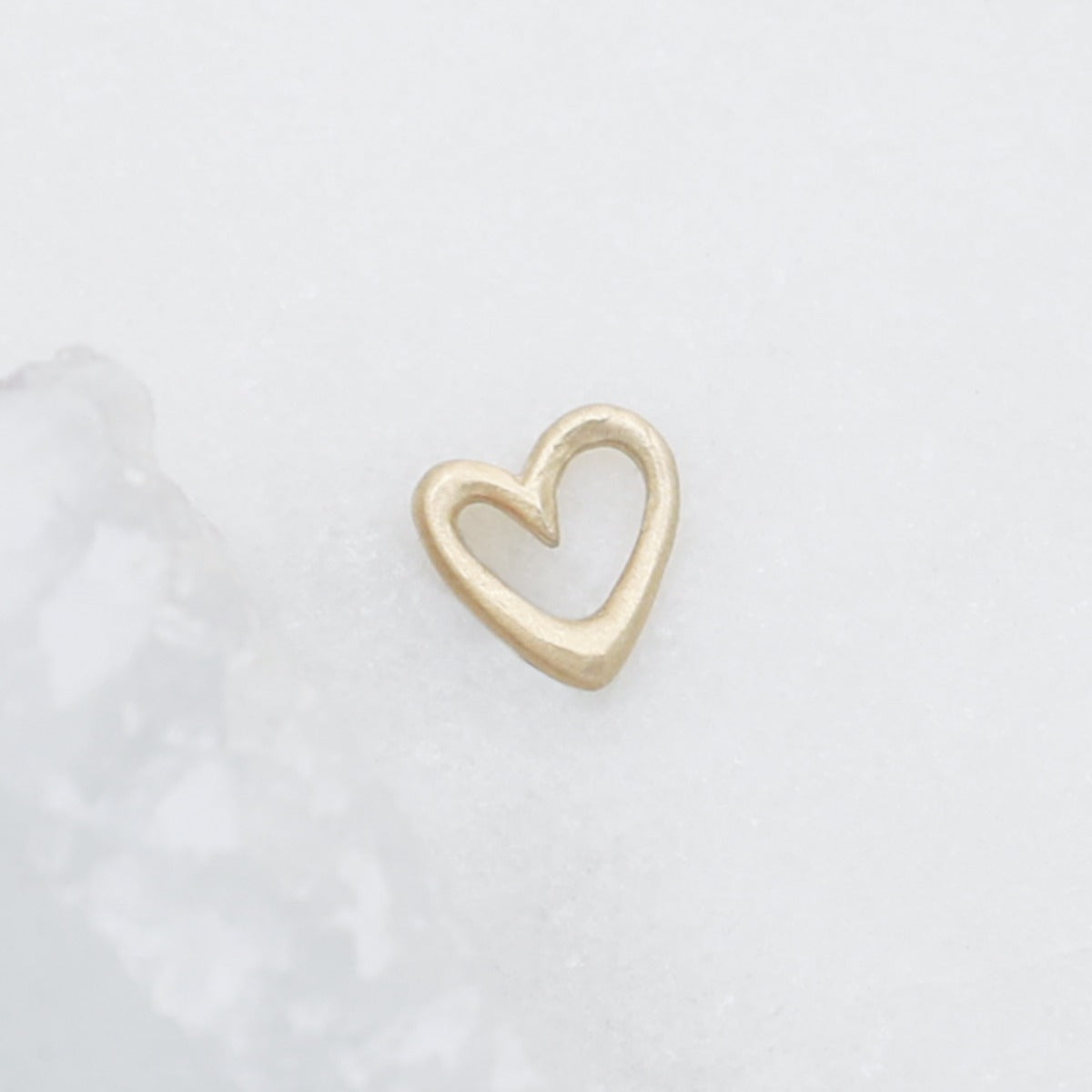 Love Grows 1/4" Tiny Heart charm (10K Solid Gold)