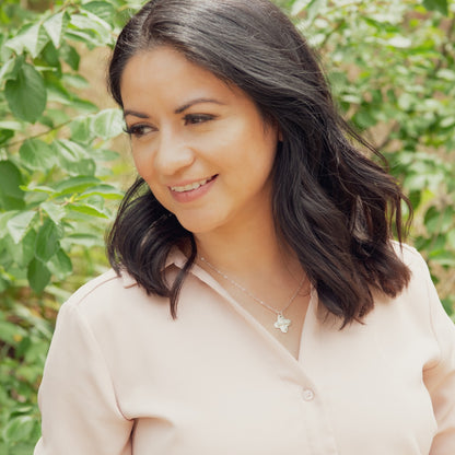 Shining Light Cross Necklace (Sterling Silver)