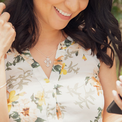 Work of Art Cross Necklace (Sterling Silver)