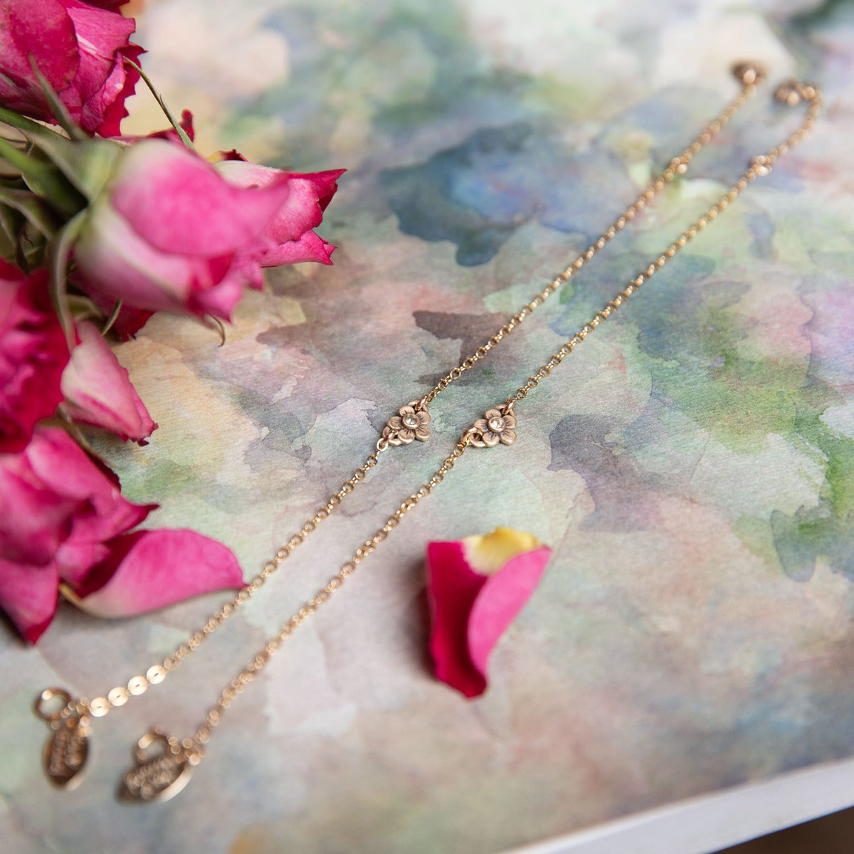 Birthstone Bloom Bracelet (10K Solid Gold)