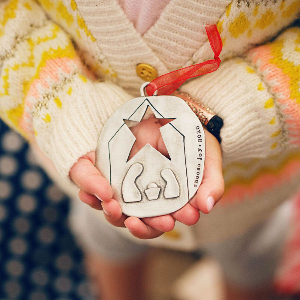 Nativity Ornament (Pewter)