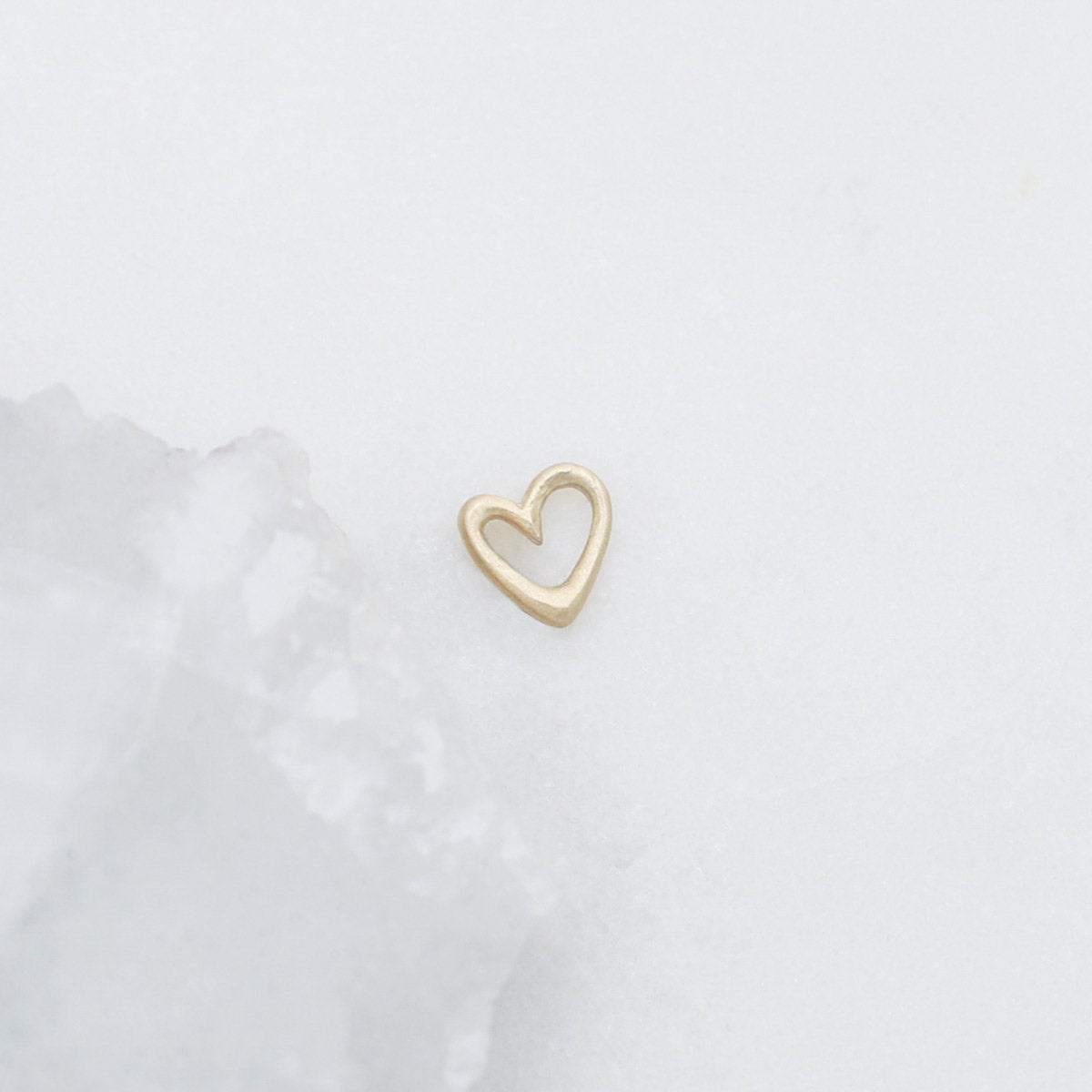 Love Grows 1/4" Tiny Heart charm (10K Solid Gold)