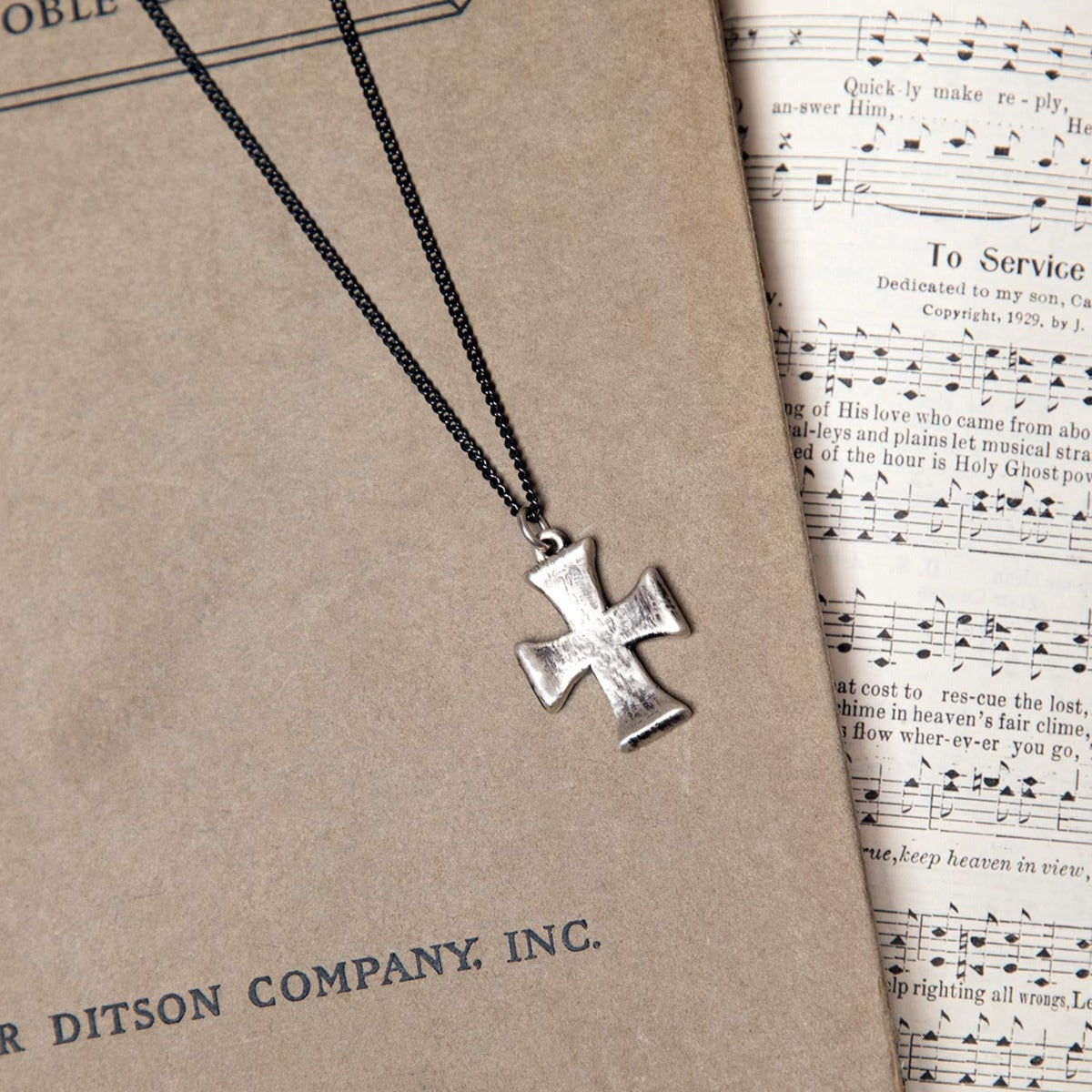 Flourish Cross Necklace (Sterling Silver)
