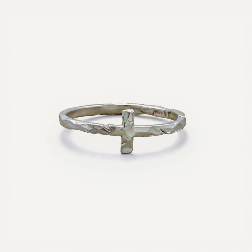 Simple Hammered Cross Ring (Sterling Silver)