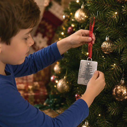 Simple Country Christmas Ornament (Pewter)